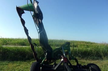 Main image John Deere 270